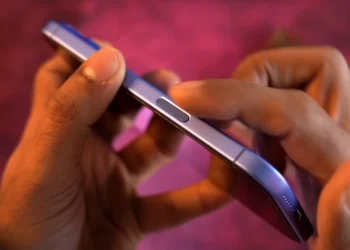 iOS 18 : Arrêtez de lancer accidentellement la caméra avec le contrôle de la caméra lorsque l&rsquo;écran est éteint