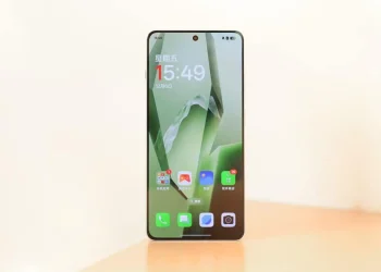 OnePlus 13R : une nouvelle fuite de spécifications révèle des détails clés