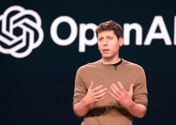 OpenAI wants to display ads in the free version of ChatGPT – What does that mean