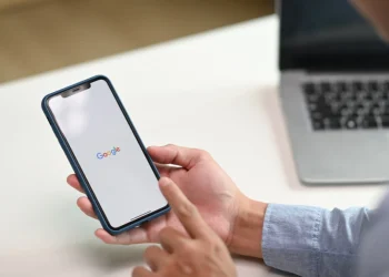 L&rsquo;écoute quotidienne de Google peut transformer votre flux de découverte en podcast généré par l&rsquo;IA