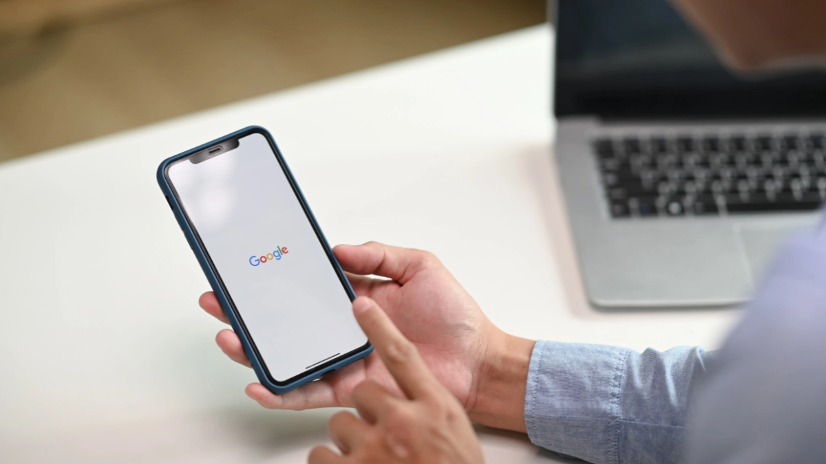 L&rsquo;écoute quotidienne de Google peut transformer votre flux de découverte en podcast généré par l&rsquo;IA