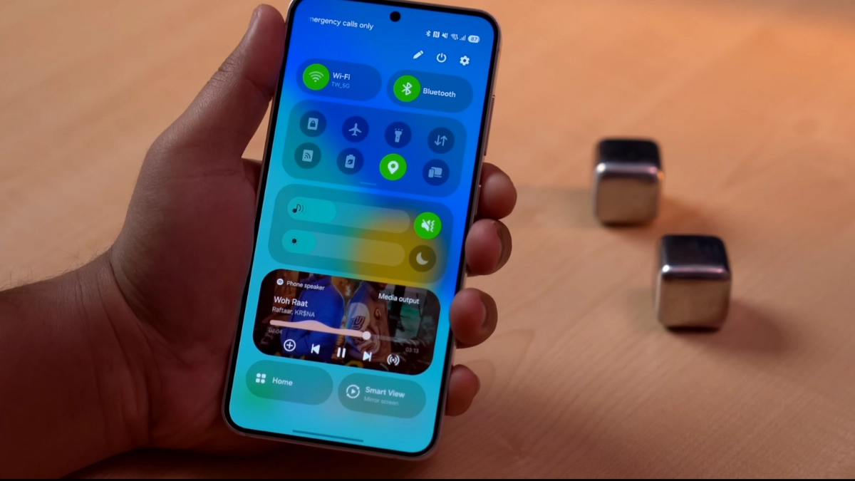 En attendant toujours une One UI 7 ? Samsung a déjà commencé à tester une mise à jour de l&rsquo;interface utilisateur 8